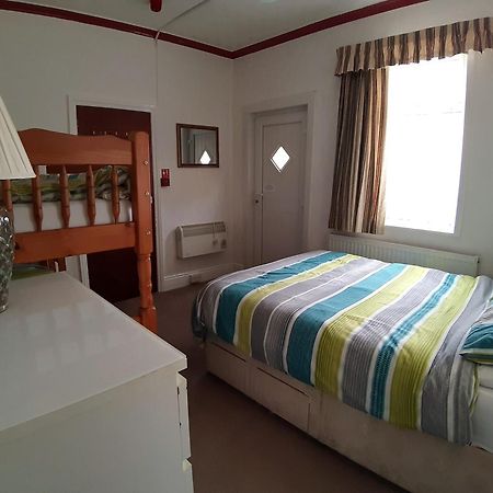 בלקפול Rosemede Holiday Flats מראה חיצוני תמונה