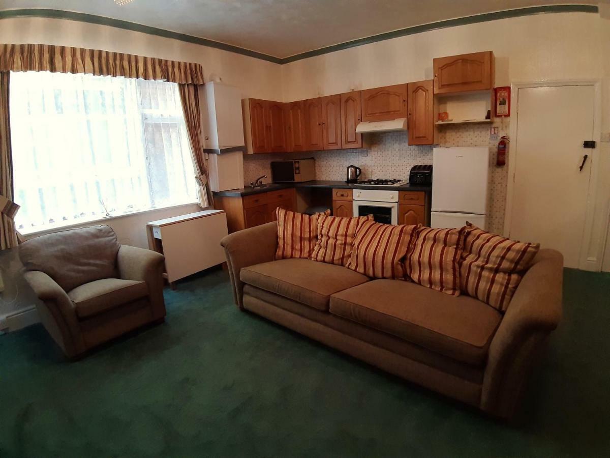 בלקפול Rosemede Holiday Flats מראה חיצוני תמונה